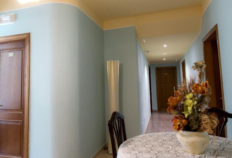 Hotel Villa Aurora Latina Exterior photo