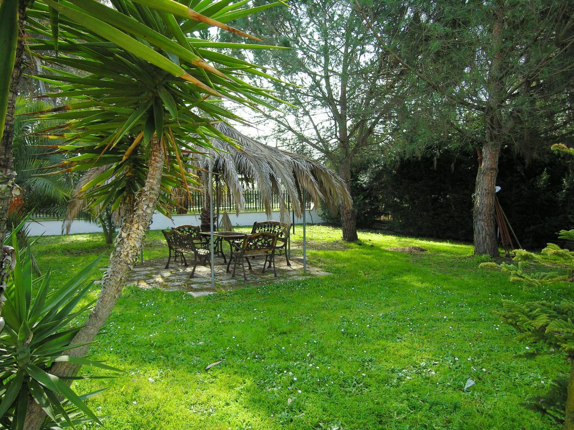 Hotel Villa Aurora Latina Exterior photo