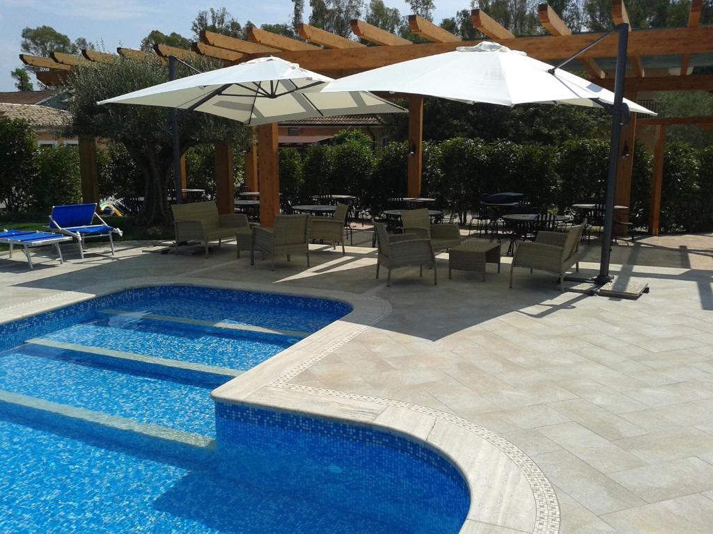 Hotel Villa Aurora Latina Exterior photo