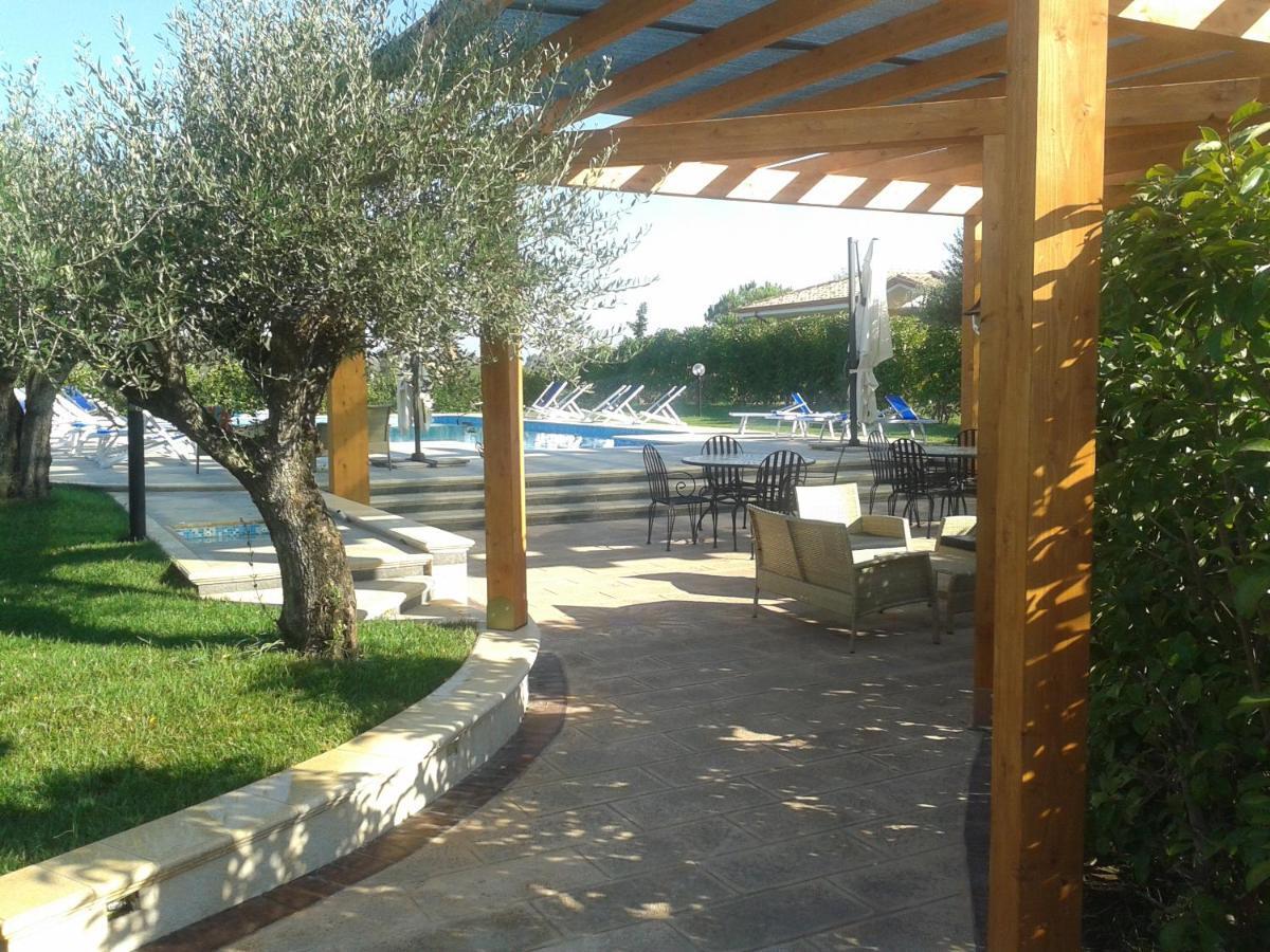 Hotel Villa Aurora Latina Exterior photo